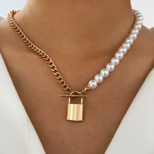 Irregular Pearl Splicing chain Necklace Lock Pendant Bohemia Geometric Aangel Pendant Love Necklaces for Women Punk Jewelry